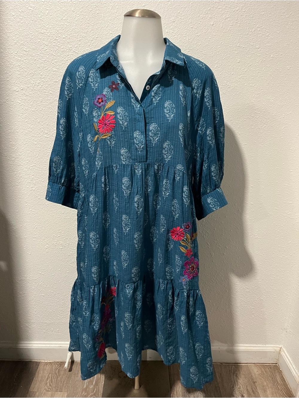 Natural Life Boho Floral Embroidered Dress Size Large